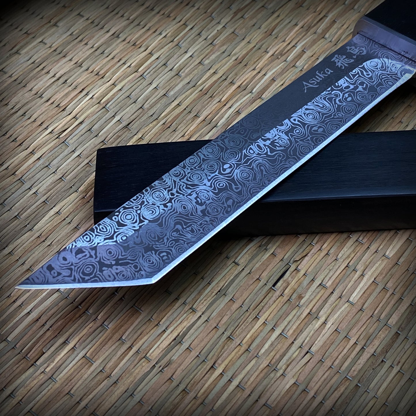 Buy Asuka Suterusu Damascus Modern Tanto Knife Online - Musashi Swords